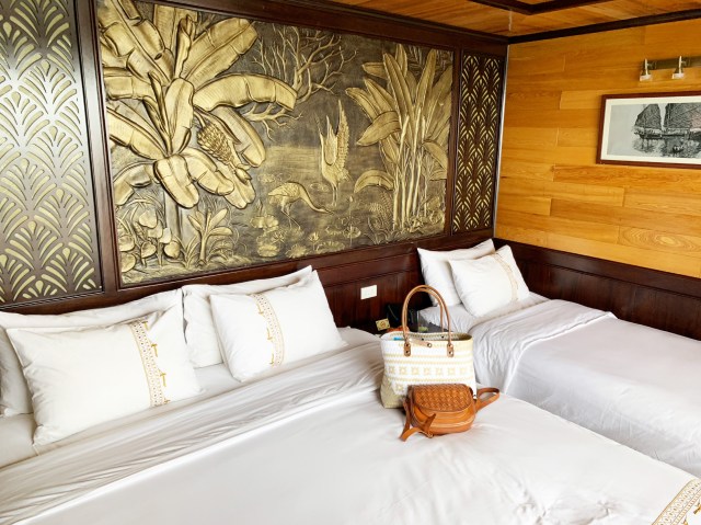 Cabins on Perla Dawn Sails, Lan Ha Bay