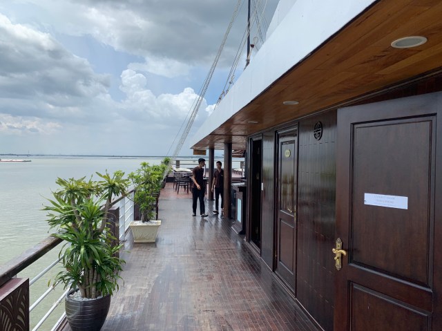 Perla Dawn Sails, Lan Ha Bay