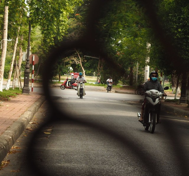 Views from the back of the electric buggy, Hue