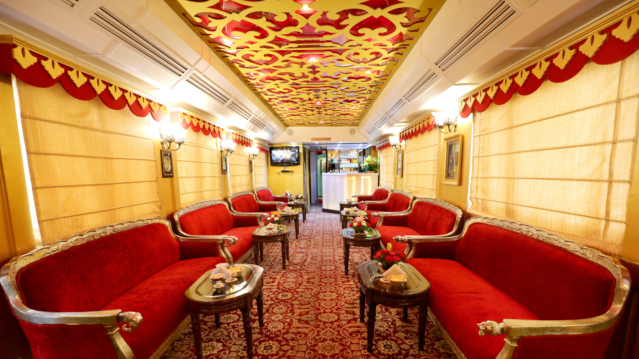Image courtesy of Palace on Wheels