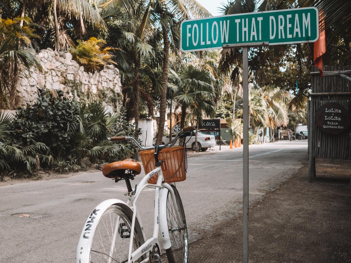 Travel // 9 Travel Instagram Accounts to Feed your&nbsp;Wanderlust